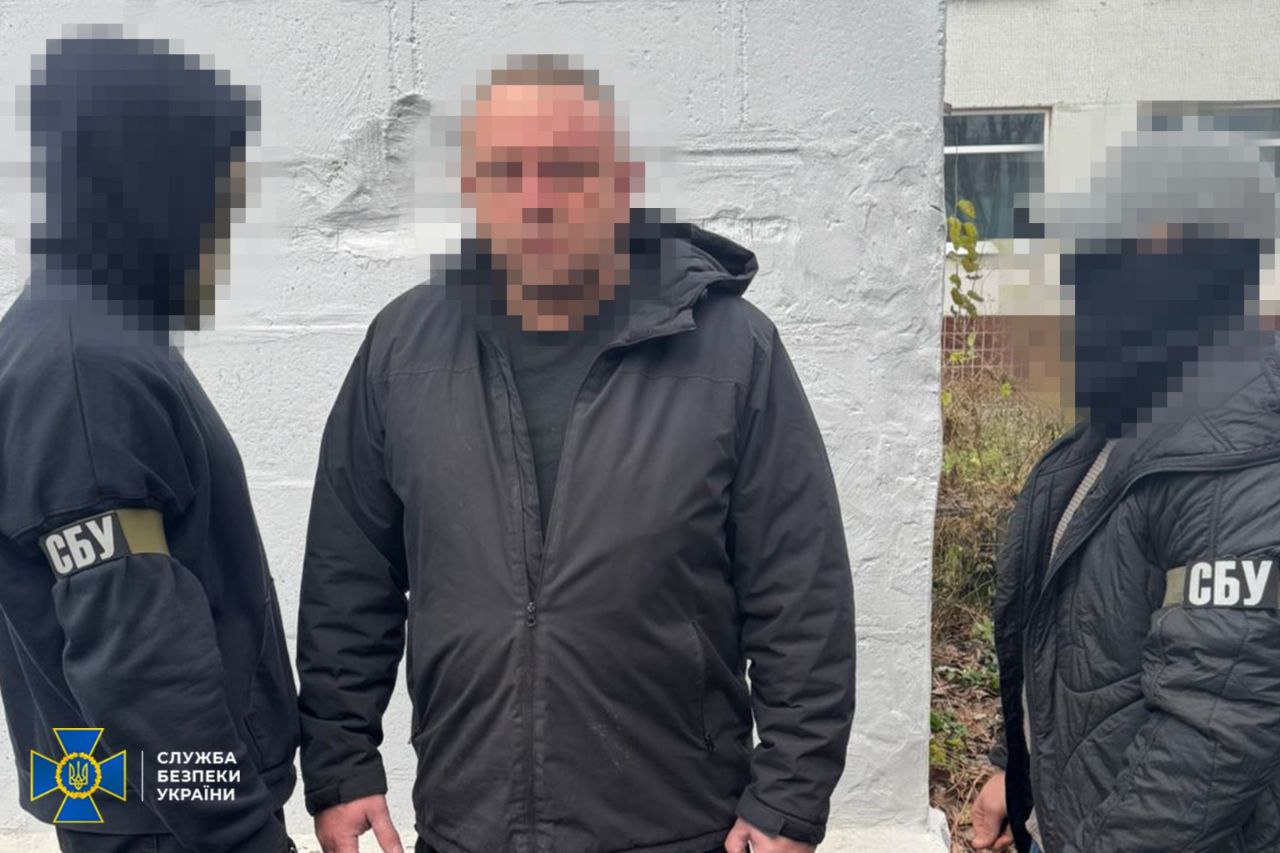 СБУ затримала агентів ФСБ на Харківщині, які збирали координати оборони Ізюму